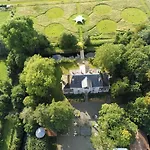 Gasthof Chateau De La Tourlandry
