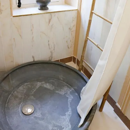 Chateau De La Tourlandry 4*