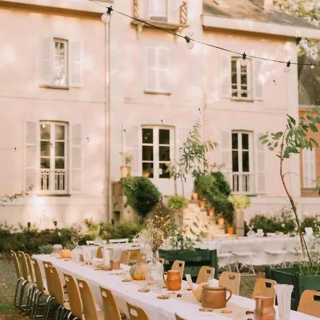 Chateau De La Tourlandry בית הארחה