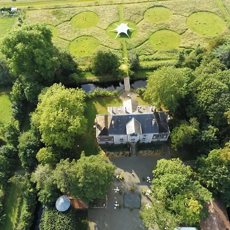 Гостевой дом Chateau De La Tourlandry
