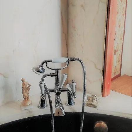 Gæstehus Chateau De La Tourlandry 4*