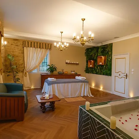 Chateau De La Tourlandry Gasthof Chemille-en-Anjou