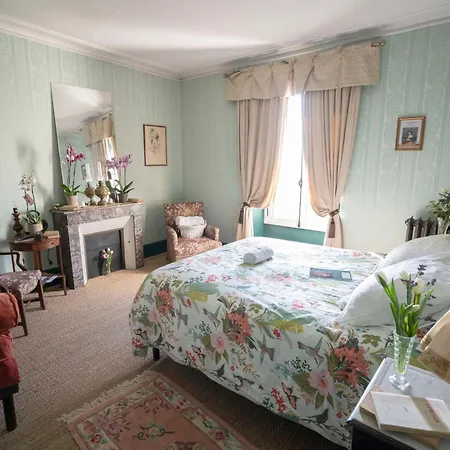 Chateau De La Tourlandry Гостевой дом 4*