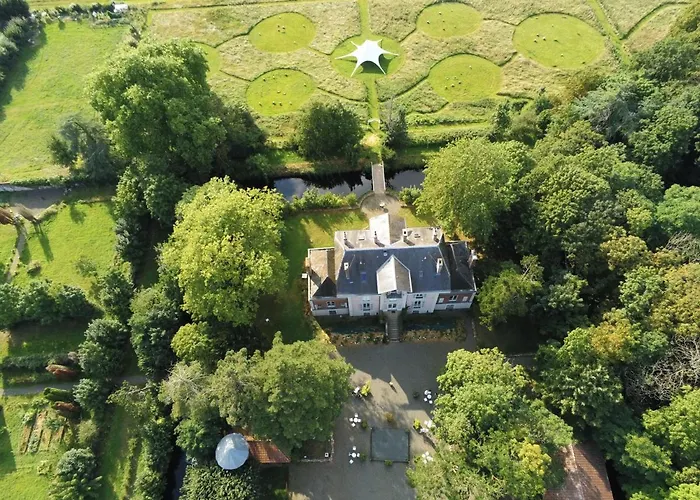 Maison d'hôtes Château De La Tourlandry