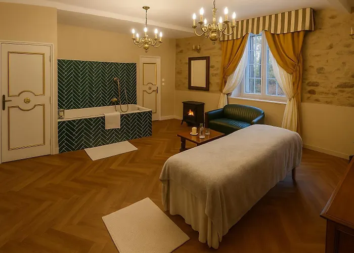 Chateau De La Tourlandry