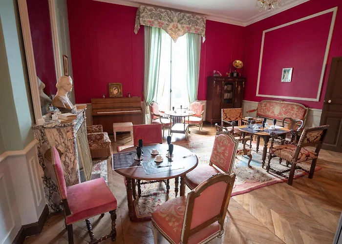 Pensión Chateau De La Tourlandry